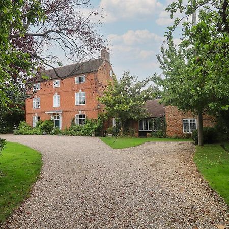 The Coach House Apartment Tewkesbury Bagian luar foto