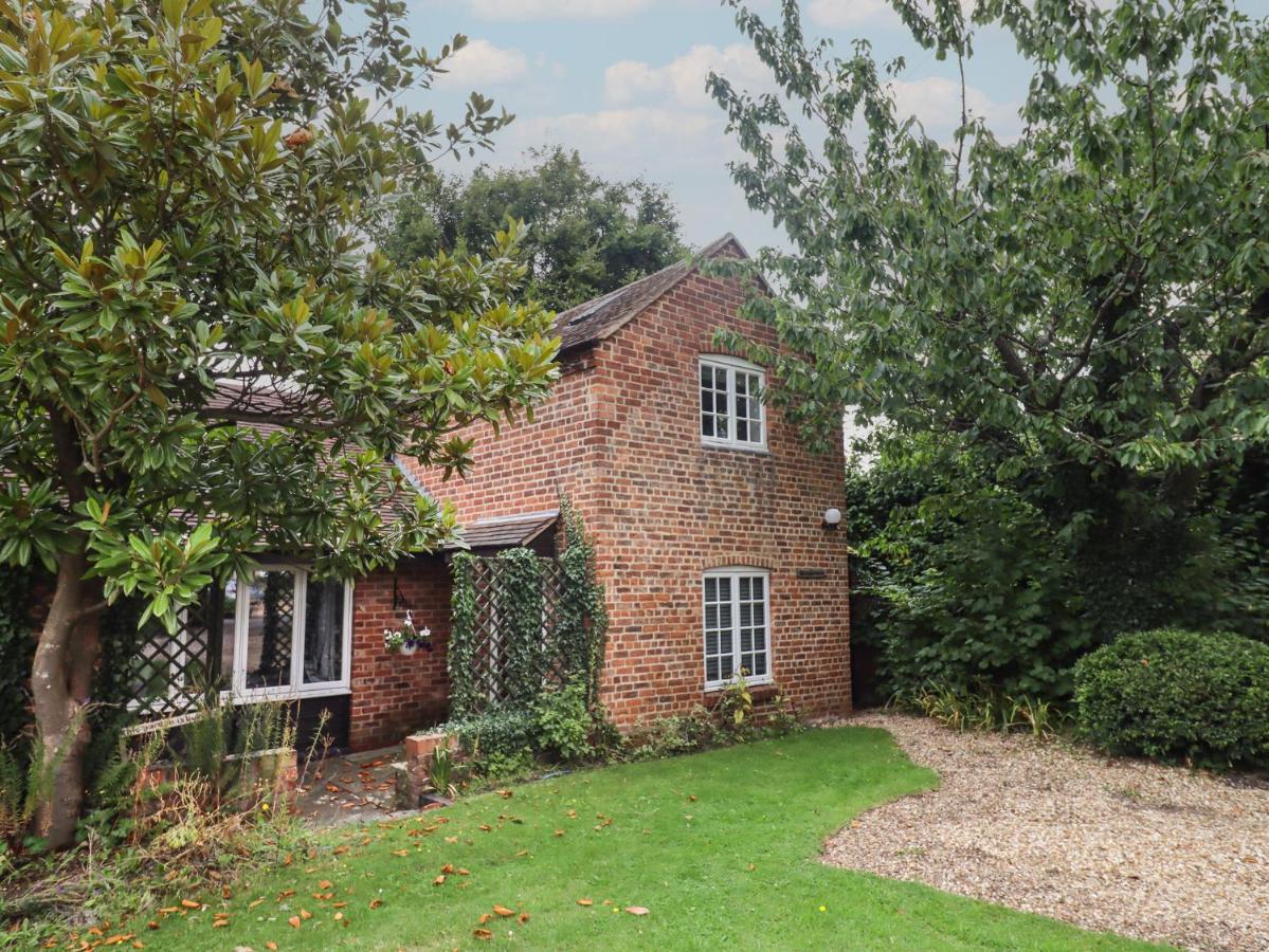 The Coach House Apartment Tewkesbury Bagian luar foto