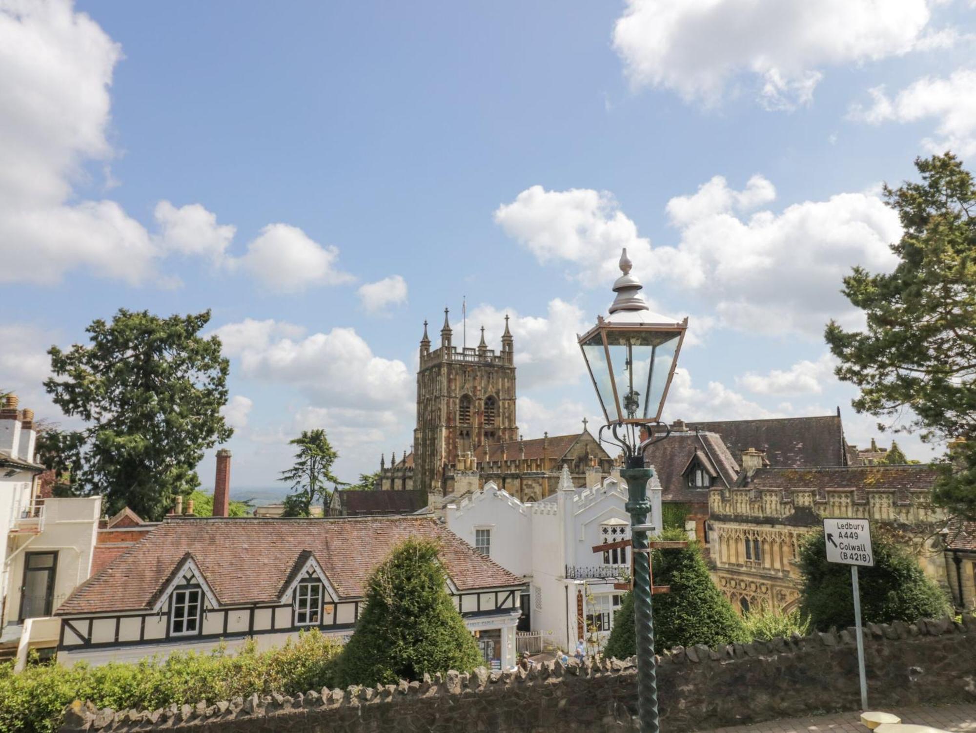 The Coach House Apartment Tewkesbury Bagian luar foto