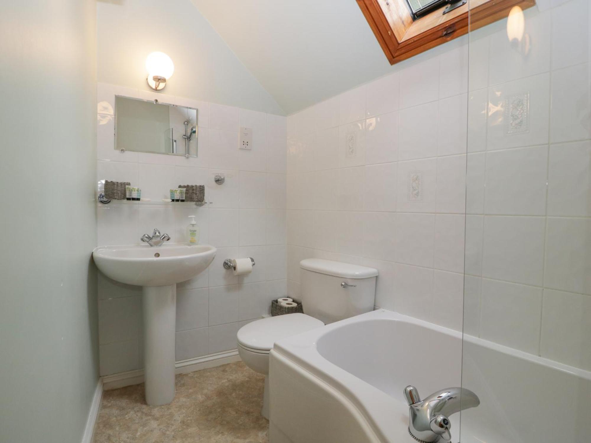 The Coach House Apartment Tewkesbury Bagian luar foto